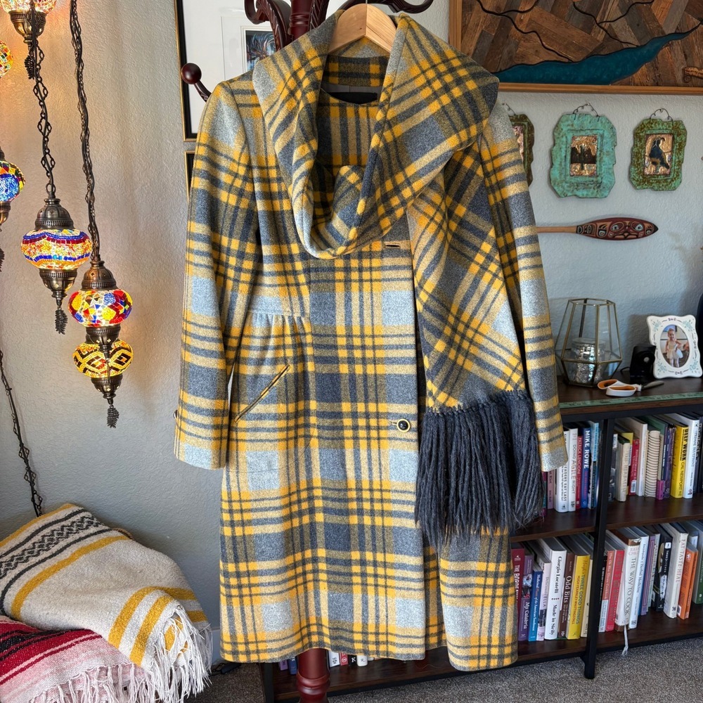 Vintage Bonwit Teller Heavy Wool Plaid‎ Coat with Attached Fringe Scarf Detail